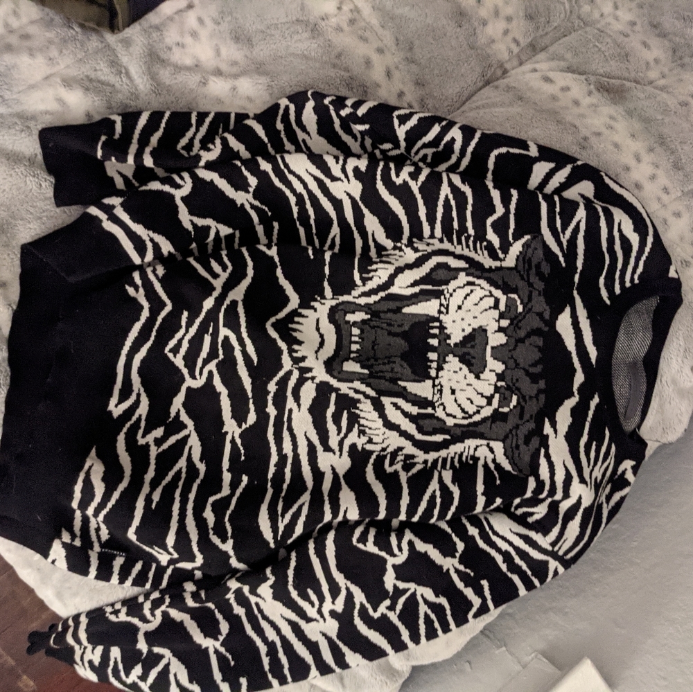 Sean john tiger sweater
